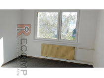 Obrázok pre Na predaj 3-izbový byt s balkónom v tichej lokalite Kežmarku – sídlisko Juh
